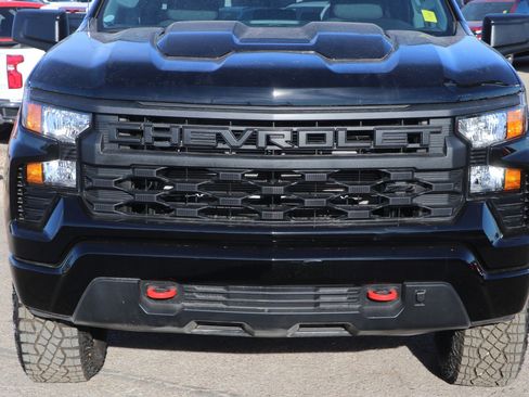 New 2026 Chevrolet Silverado 1500 Custom Trail Boss w/ LPO, Dark Essentials Package image 2