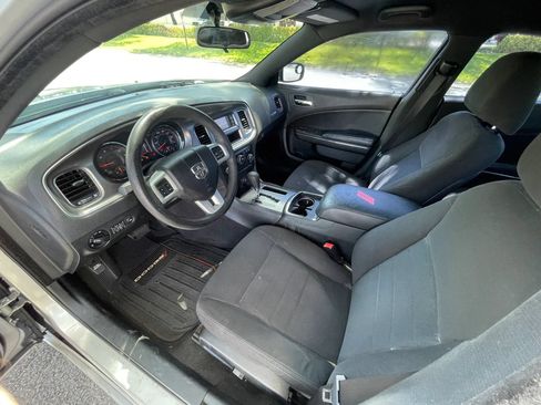 Used 2012 Dodge Charger SE RWD image 15