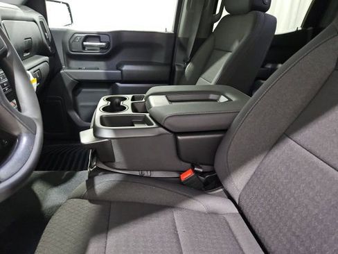 New 2026 Chevrolet Silverado 1500 Custom Trail Boss w/ LPO, Dark Essentials Package AWD/4WD image 21