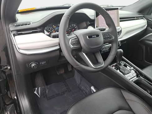 Certified 2024 Jeep Compass Limited AWD/4WD image 16