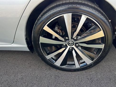 Used 2019 Nissan Altima 2.5 Platinum image 28