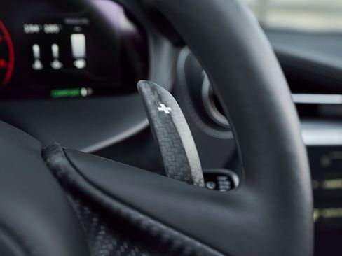 Used 2026 McLaren 750S Spider image 52