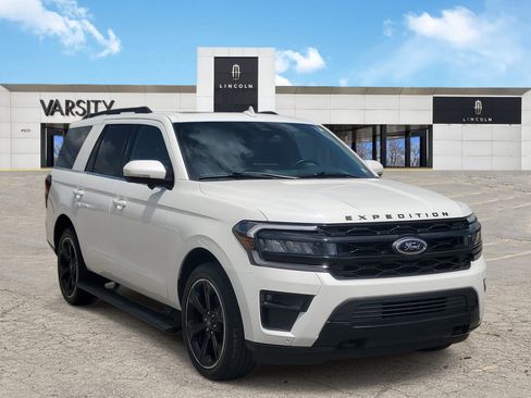 Used 2024 Ford Expedition Limited AWD/4WD image 1