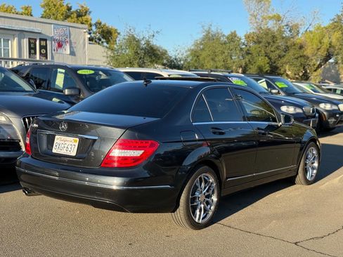 Used 2013 Mercedes-Benz C 250 Sedan image 6