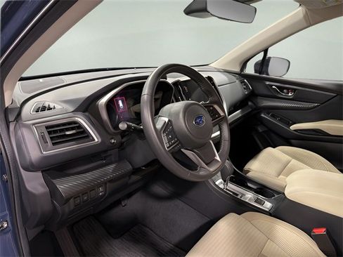 Used 2024 Subaru Ascent Premium w/ Convenience Package image 10