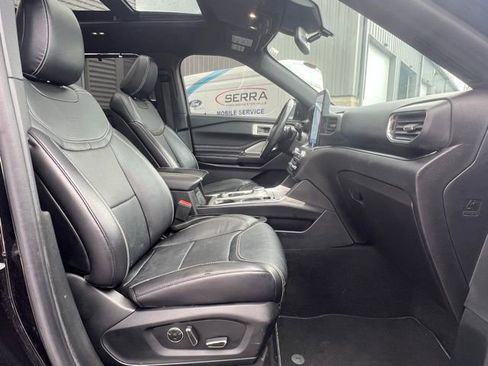 Used 2020 Ford Explorer ST w/ ST Street Pack image 11