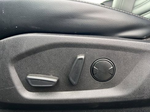 Used 2023 Ford Edge SEL image 10