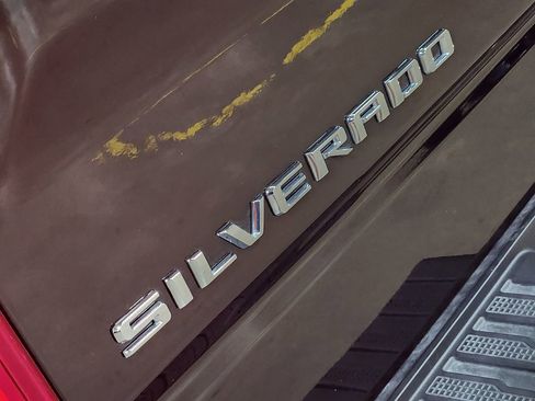 Used 2025 Chevrolet Silverado 1500 LT Trail Boss w/ Convenience Package II image 25