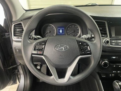 Used 2017 Hyundai Tucson SE AWD/4WD image 14