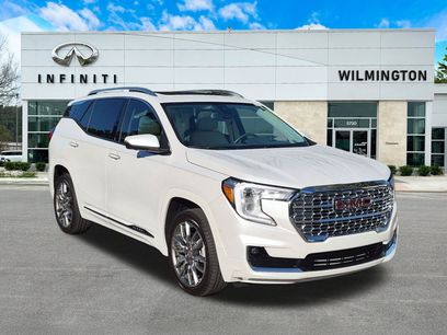 Used 2022 GMC Terrain Denali w/ Denali Premium Package