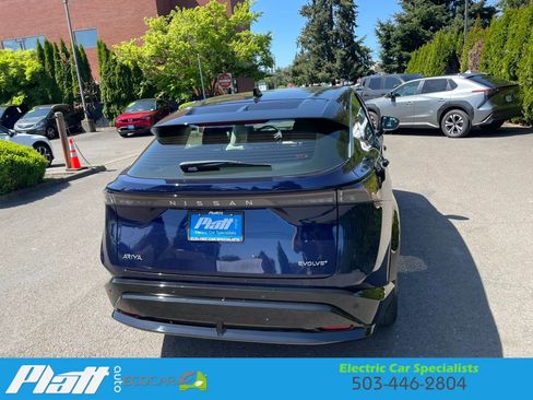 Used 2023 Nissan Ariya FWD image 7