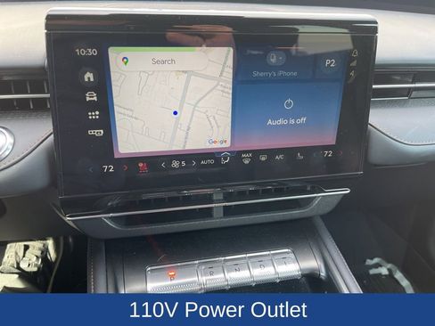 Used 2025 Lincoln Nautilus Premier w/ Equipment Group 102A image 18