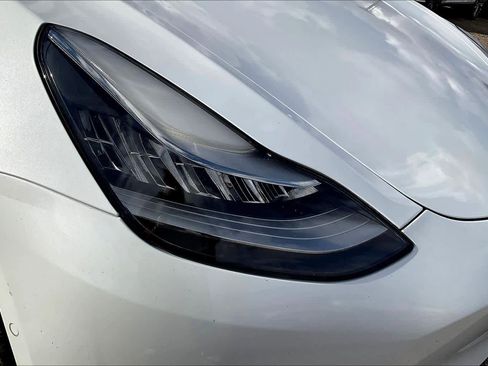 Used 2018 Tesla Model 3 Long Range image 26