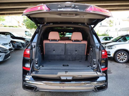 Used 2021 BMW X7 M50i w/ Dynamic Handling Package AWD/4WD image 73