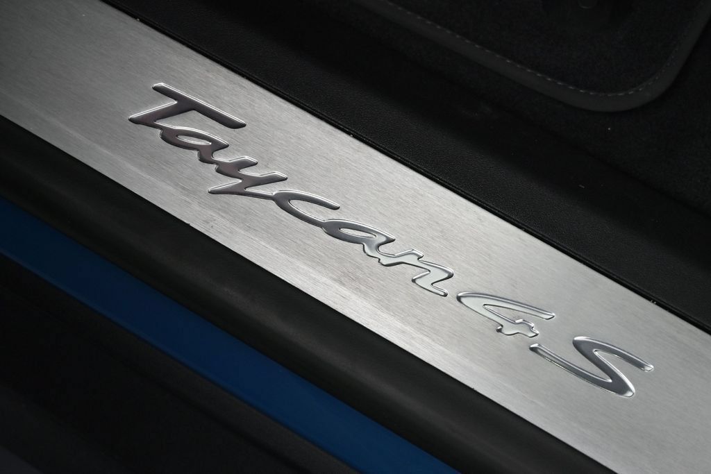 Certified 2023 Porsche Taycan 4S AWD/4WD image 38