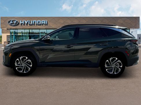New 2025 Hyundai Tucson Limited image 3