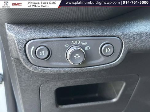 Used 2023 Chevrolet TrailBlazer RS w/ Convenience Package image 22