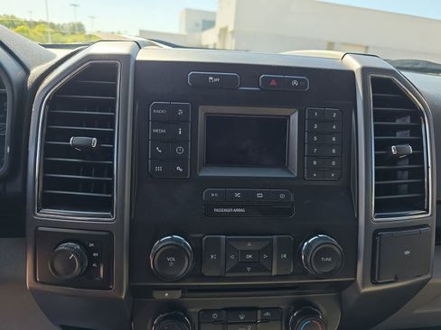 Used 2018 Ford F150 XLT AWD/4WD image 21