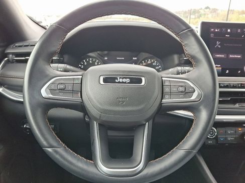 Used 2022 Jeep Compass Limited AWD/4WD image 18