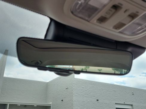 Used 2019 Honda Accord Touring image 26