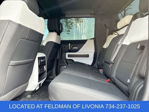 Used 2024 GMC Hummer EV 2X AWD/4WD image 24