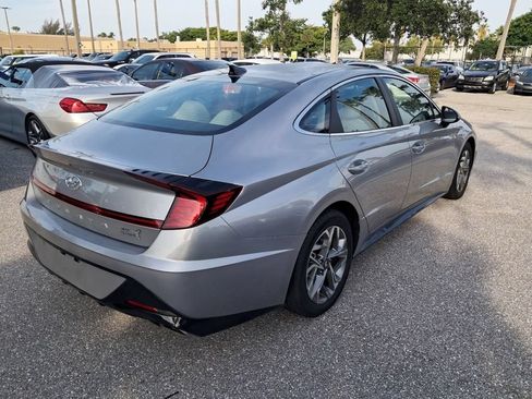Used 2020 Hyundai Sonata SEL w/ Convenience Package FWD image 3