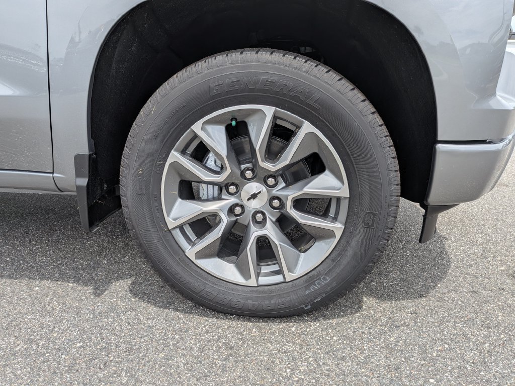 New 2026 Chevrolet Silverado 1500 RST w/ RST All Star Premium Package AWD/4WD image 10