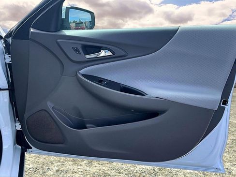 Used 2024 Chevrolet Malibu LS image 26