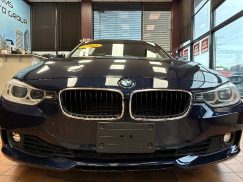 Used 2015 BMW 335i xDrive Sedan AWD/4WD image 4