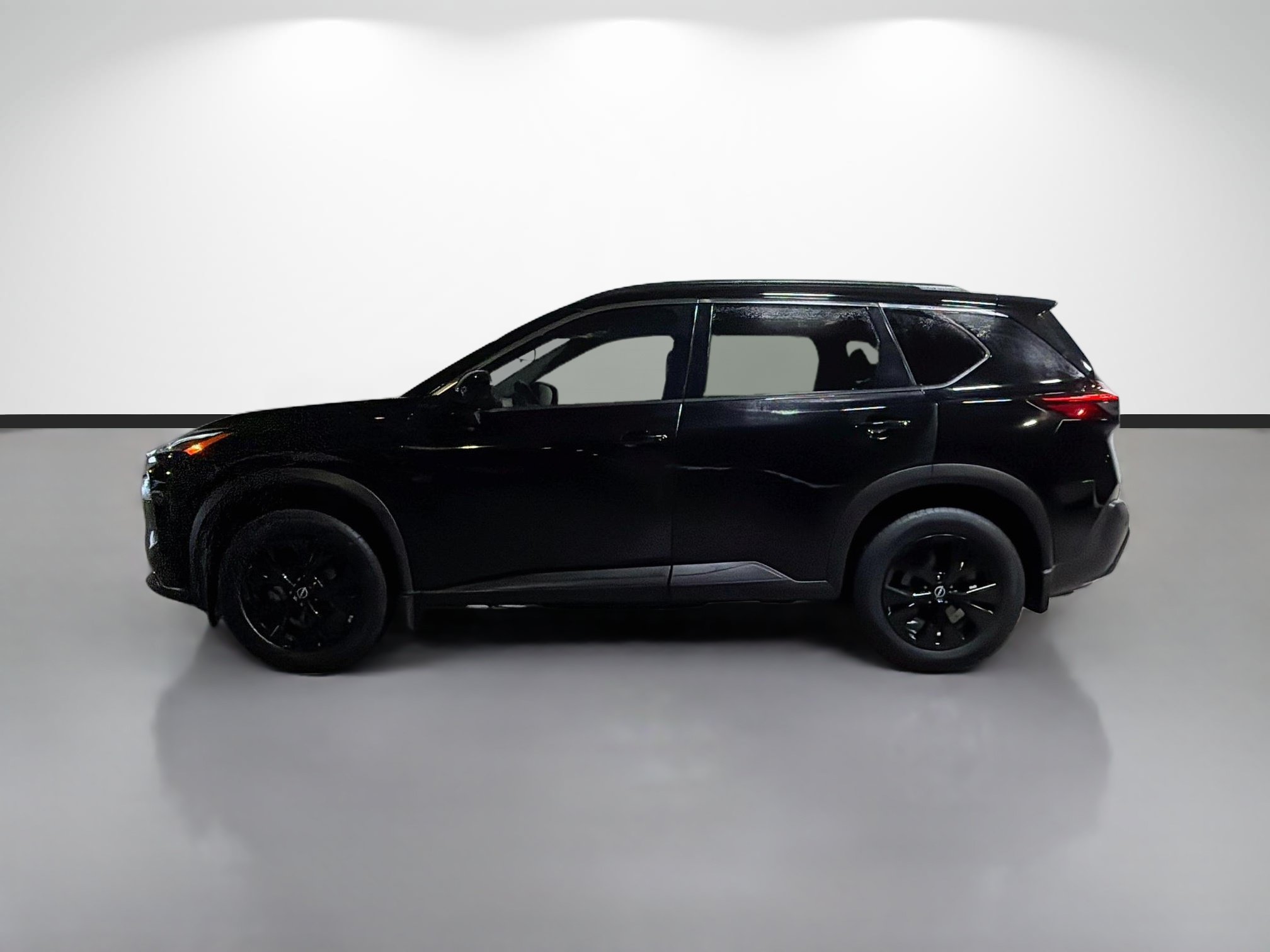 Used 2023 Nissan Rogue SV w/ SV Premium B Package FWD image 6