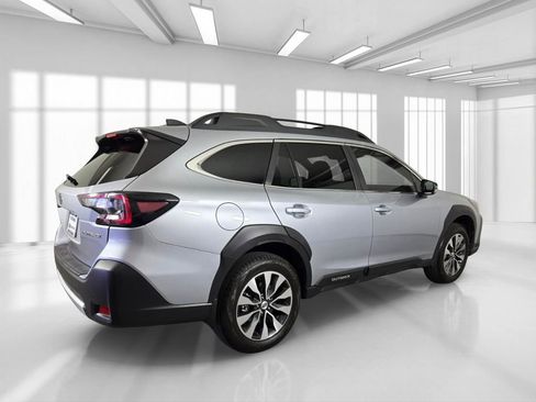 Certified 2025 Subaru Outback Limited AWD/4WD image 8