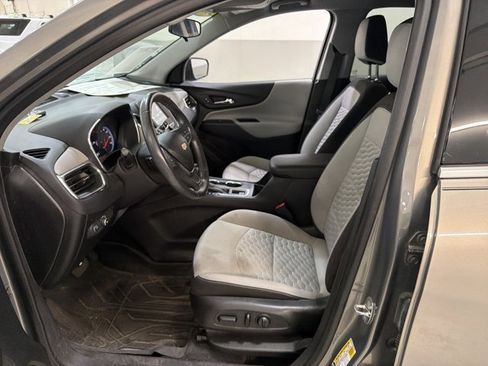 Used 2018 Chevrolet Equinox LT FWD image 6
