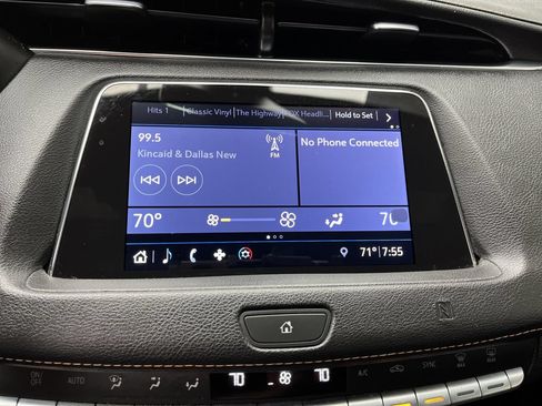 Used 2019 Cadillac XT4 Sport AWD/4WD image 18