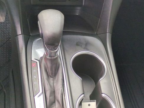 Used 2022 Chevrolet Equinox LS w/ LS Convenience Package image 25