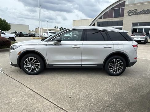 Used 2022 Lincoln Corsair FWD w/ Equipment Group 101A image 8