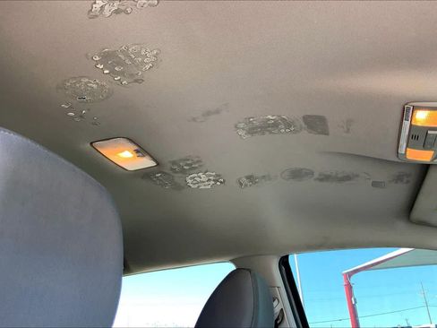 Used 2021 Toyota Tacoma SR5 w/ Technology Package image 14