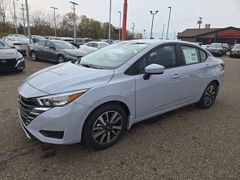 New 2025 Nissan Versa SV w/ Trunk Package image 3