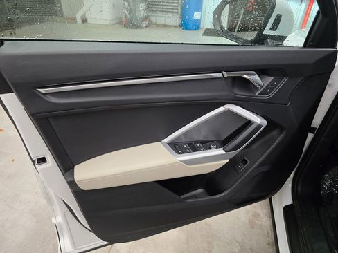 Used 2023 Audi Q3 2.0T Premium image 13