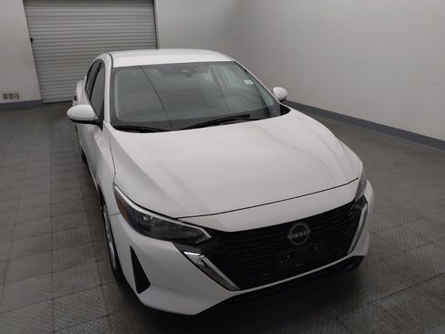 Used 2024 Nissan Sentra S FWD image 14