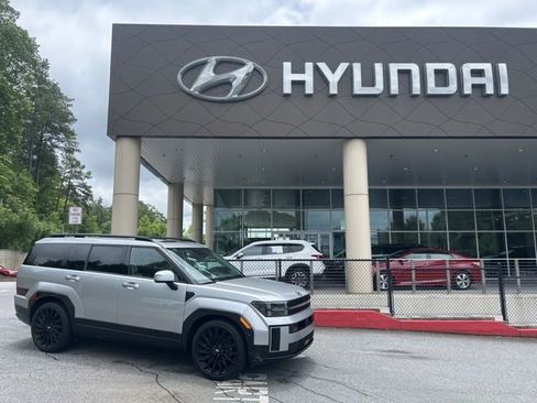 Used 2025 Hyundai Santa Fe Calligraphy AWD/4WD image 1
