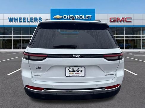 Used 2023 Jeep Grand Cherokee Limited w/ Luxury Tech Group II image 4