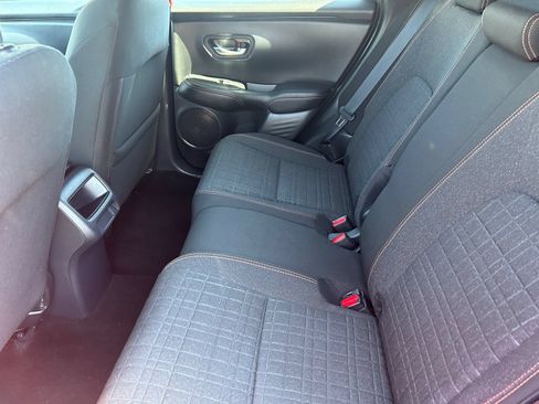 Used 2025 Honda HR-V Sport image 17
