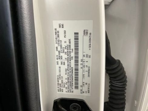 Used 2019 Ford F150 Lariat w/ Equipment Group 502A Luxury image 27