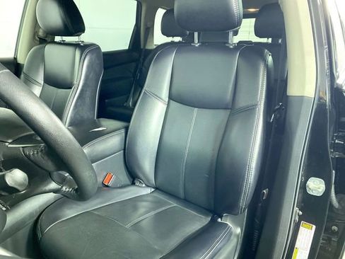 Used 2020 Nissan Pathfinder SL image 19