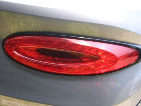 Used 2021 Bentley Bentayga image 12