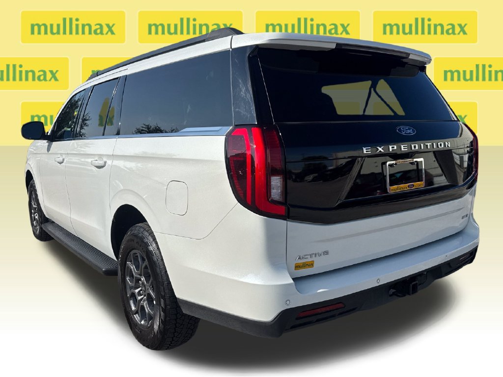 Used 2025 Ford Expedition Max Active RWD image 9