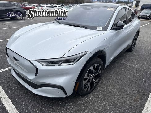 Used 2023 Ford Mustang Mach-E Premium image 5