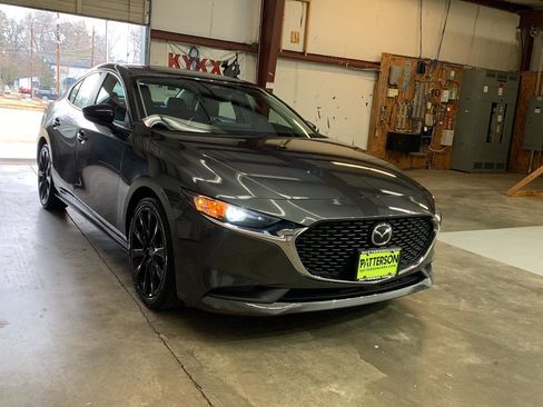 Used 2024 MAZDA MAZDA3 s image 1