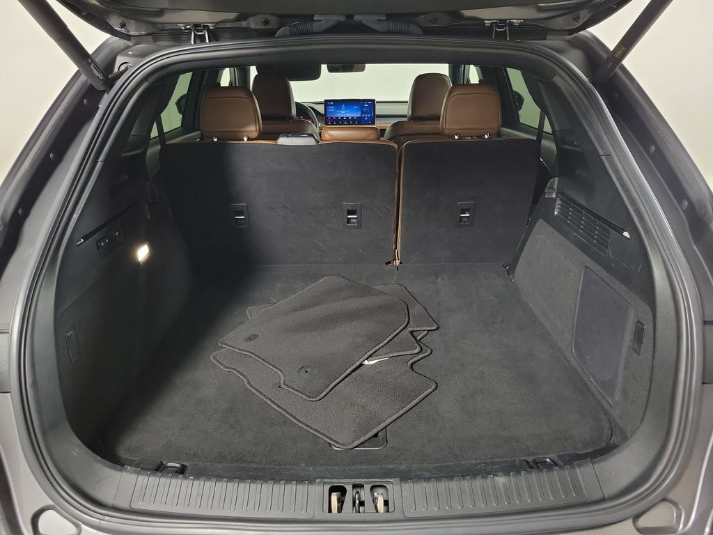 Certified 2022 Lincoln Nautilus Reserve AWD/4WD image 8