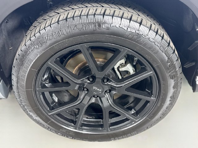Certified 2022 Toyota Highlander XLE FWD image 34